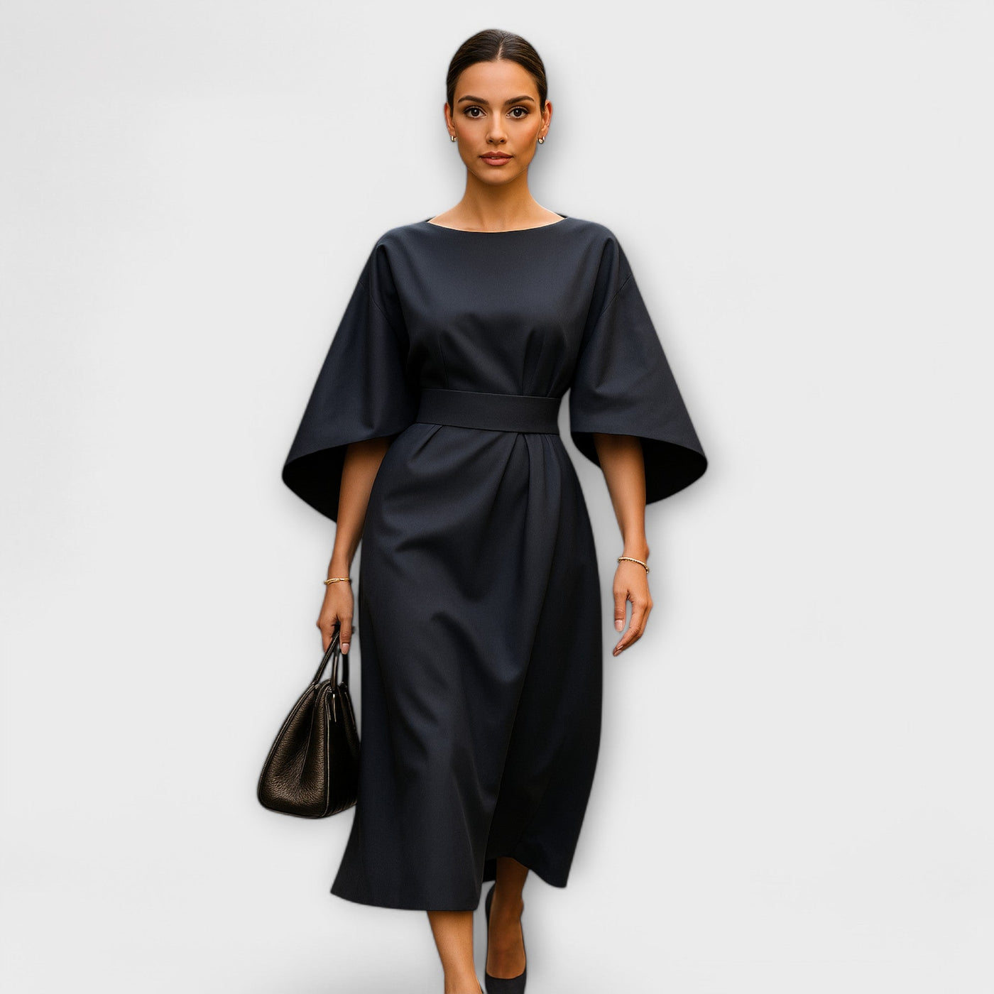 SARA – Elegantes Kleid mit Ärmeln
