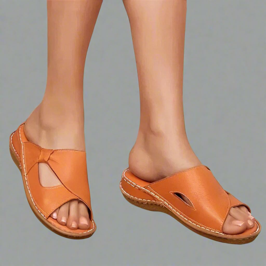 YVONNE – Ledersandalen