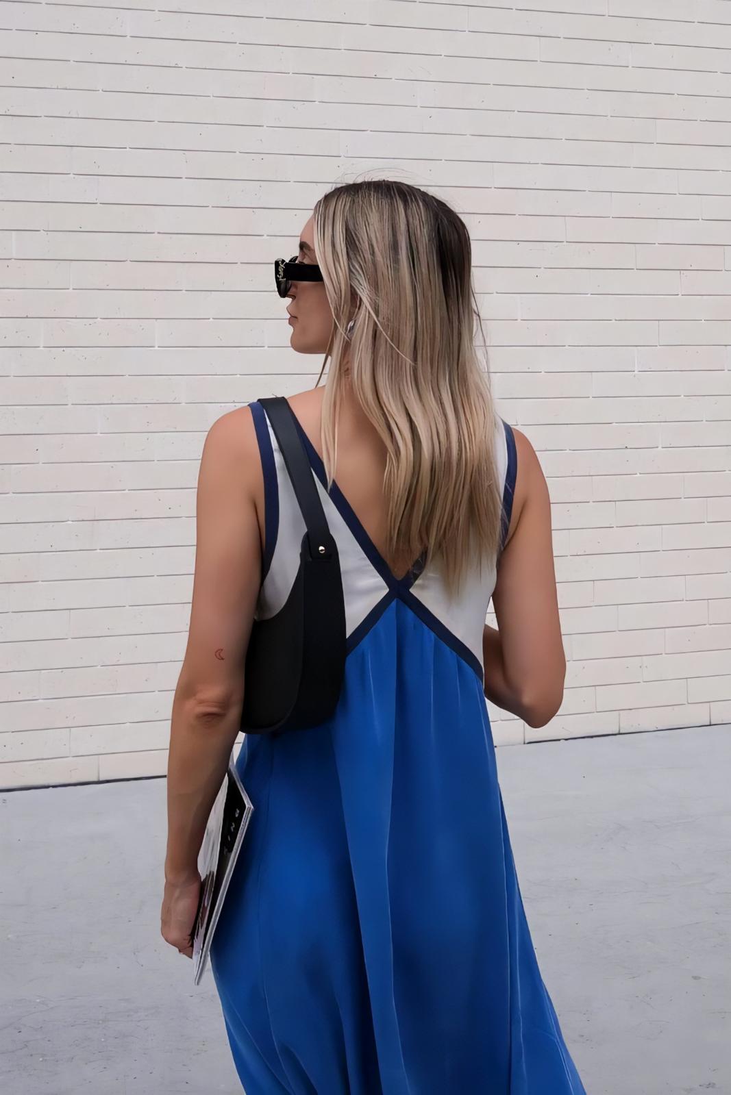 Elena - Ärmelloses Midi-Kleid