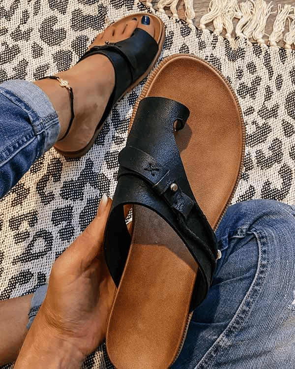 DELIA – orthopädische Sandalen