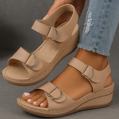Veera™ orthopädische Sandalen mit Keilabsatz