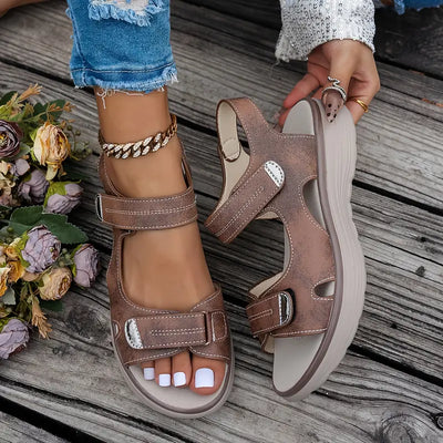Alia™ orthopädische Keilabsatzsandalen